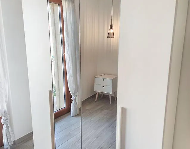 Ampio E Nuovissimo Trilocale 6 Pax 아파트 *